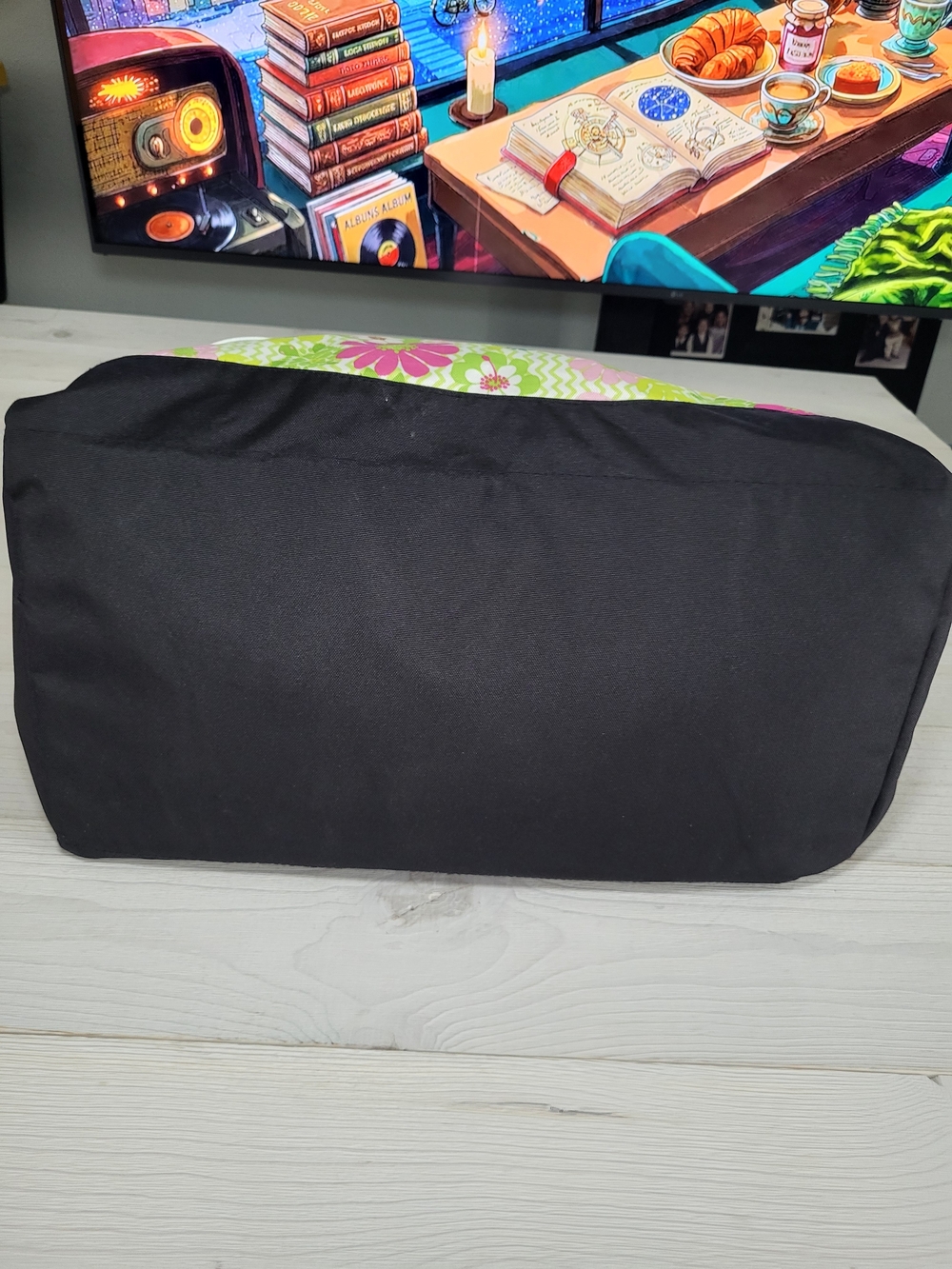 L.L. Bean Duffle Bag Retro Floral Travel Vacation Gym. - Picture 8 of 11